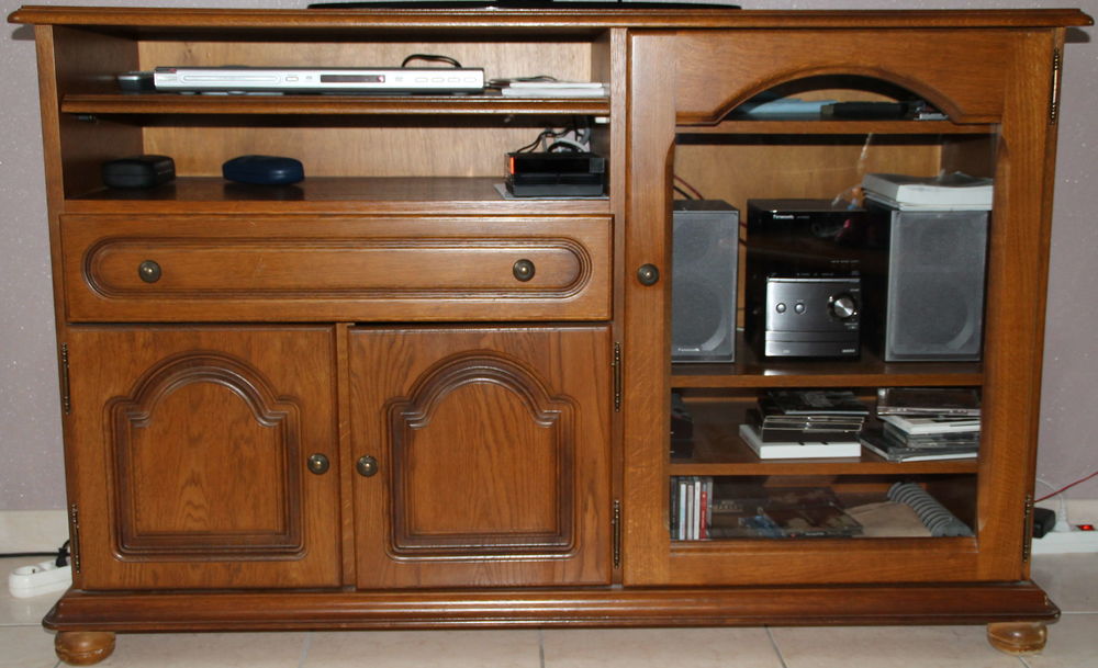 Meuble t�l� HIFI en bon �tat 150 Gigean (34)