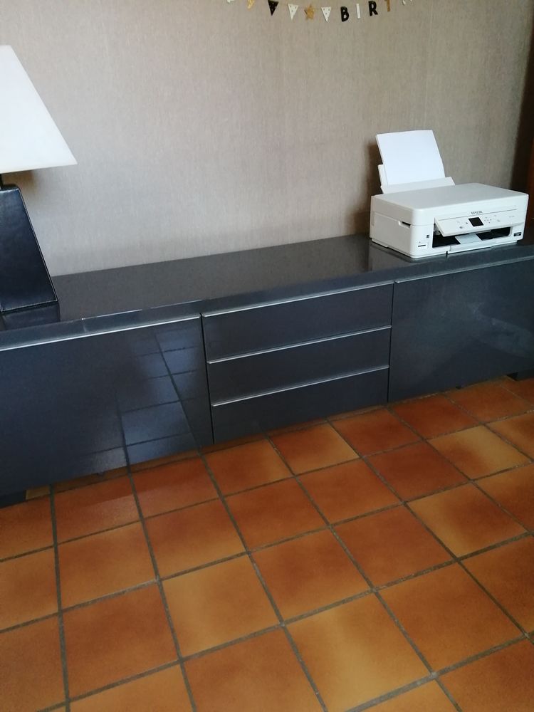 meuble t�l� IKEA 150 Avignon (84)