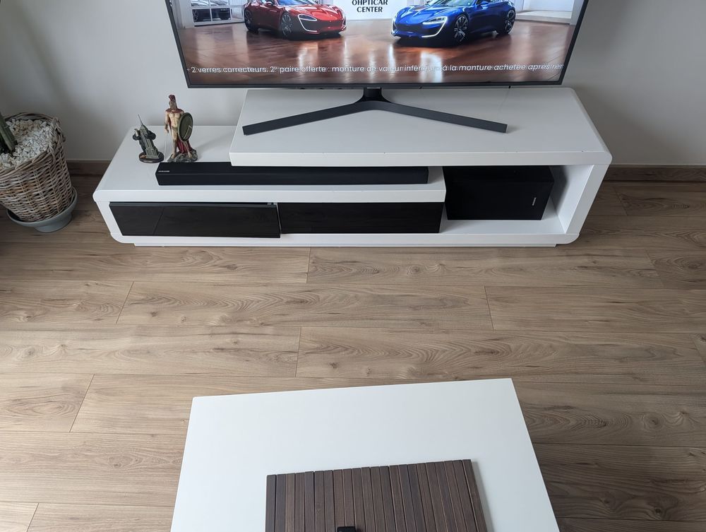 Meuble t�l� Longueur 170cm Hauteur 45cm largeur 40cm 50 �ragny (95)