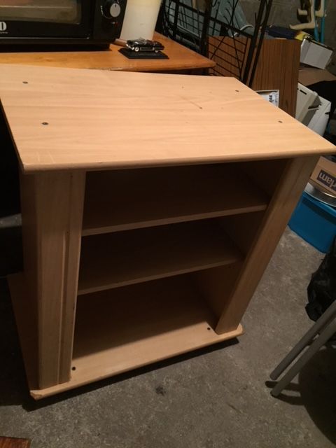 MEUBLE TELE SUR ROULETTES 10 Le Havre (76)