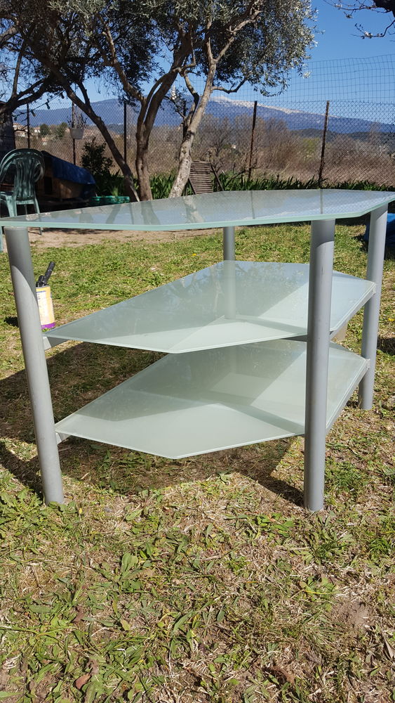 Meuble t�l� en verre tremp� 150 Mazan (84)