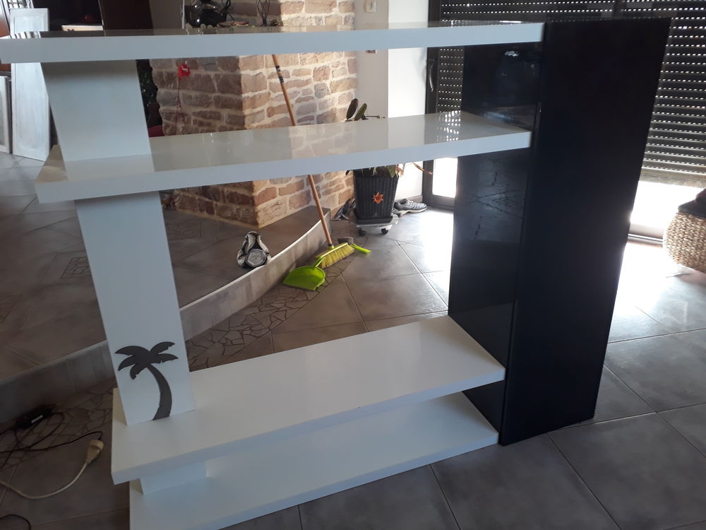 Meuble t�l� 40 Saint-Andr�-d'Huiriat (01)