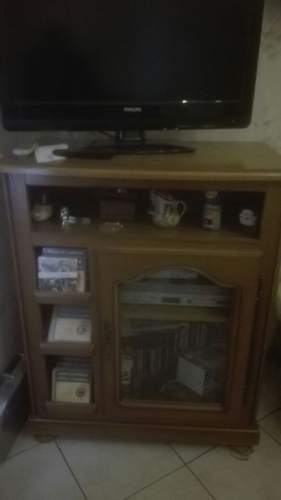 Meuble t�l� 40 Issou (78)