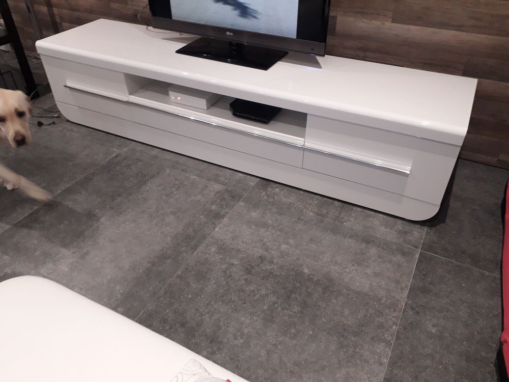 Meuble t�l� 100 Ig� (71)