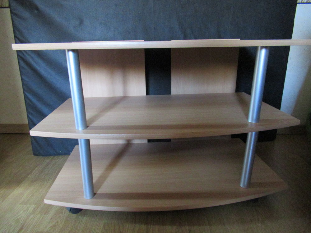 meuble t�l� 12 Le M�nil-de-Briouze (61)