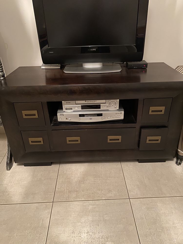 Meuble t�l� 70 Istres (13)