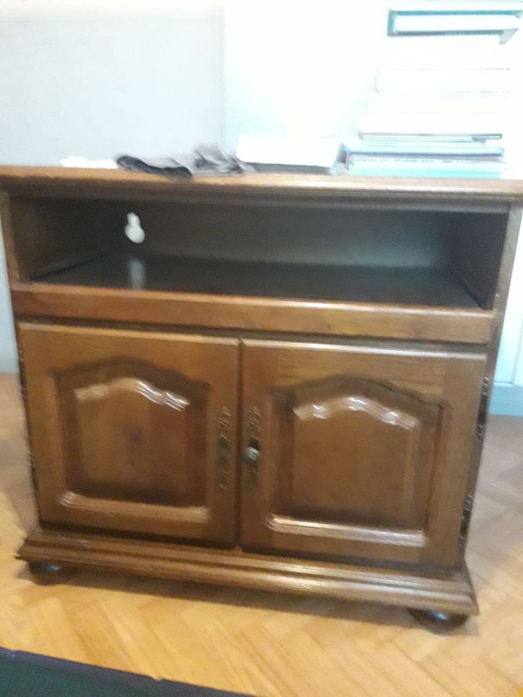 Meuble de t�l� 30 Le Mans (72)