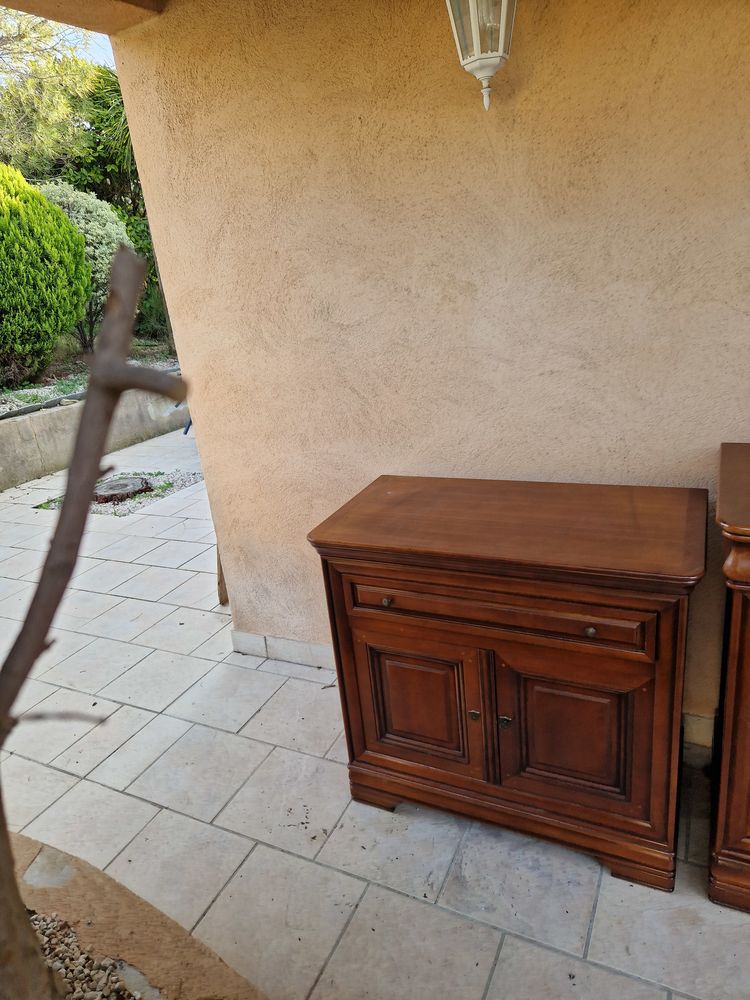 Meuble t�l� 100 Marseille 11 (13)