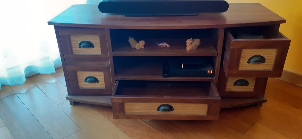 meuble de t�l� 30 Jacob-Bellecombette (73)