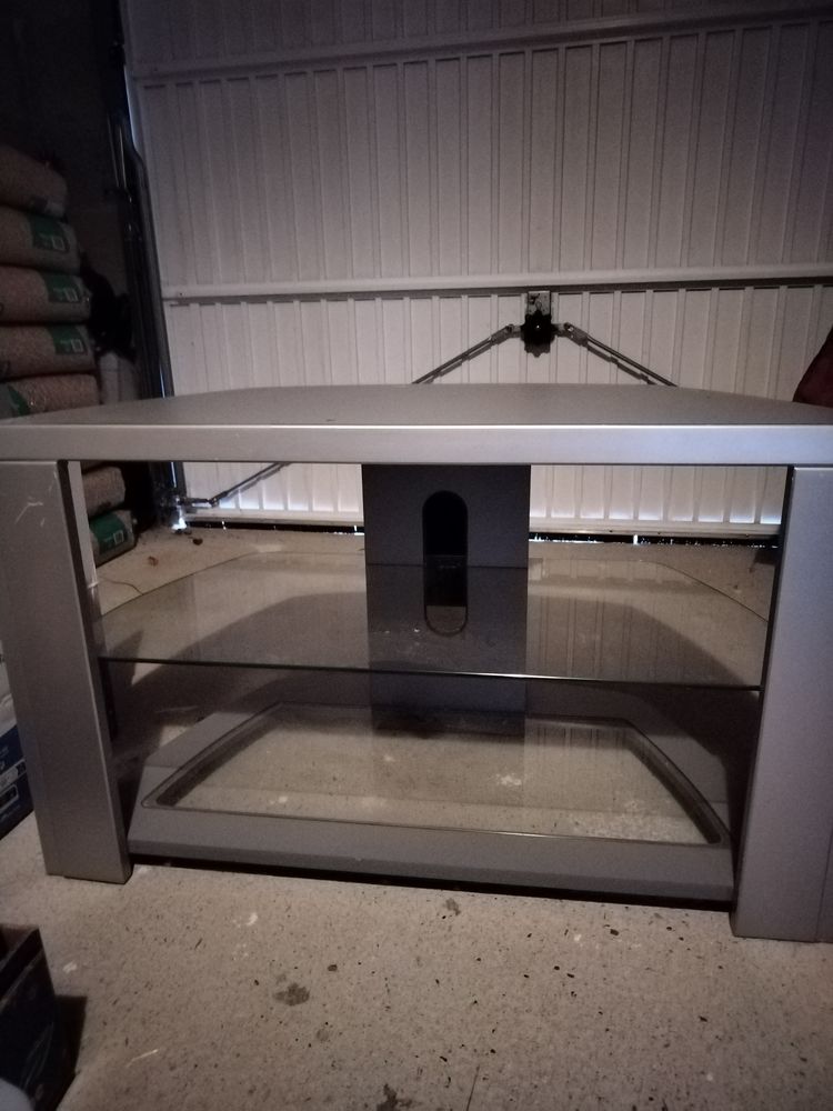 Meuble t�l� 20 Tramol� (38)