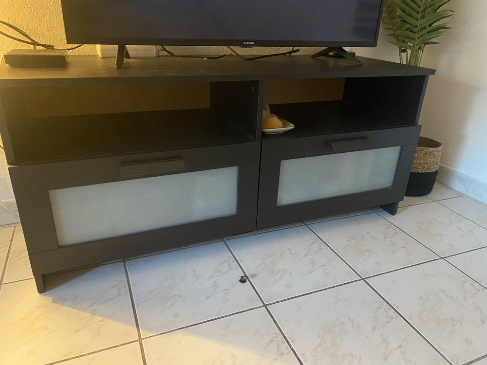 meuble t�l� 45 Montpellier (34)