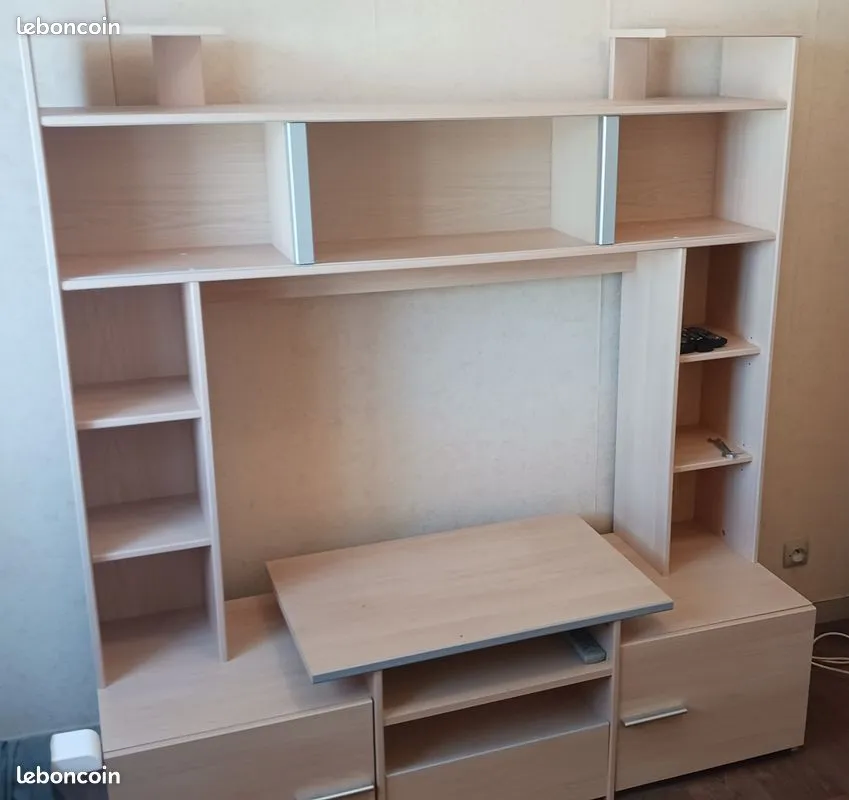 Meuble t�l� 80 Longueville (77)