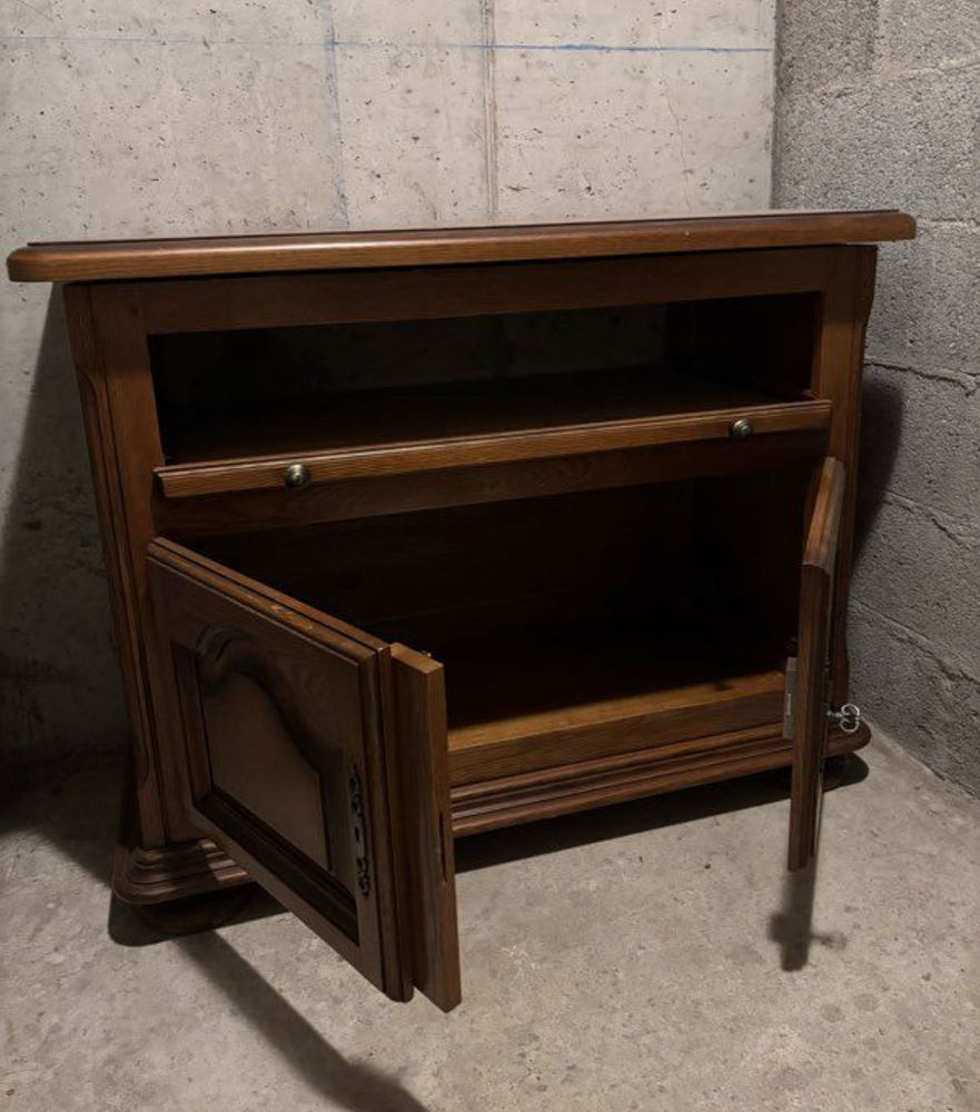 Meuble t�l� 250 Thyez (74)