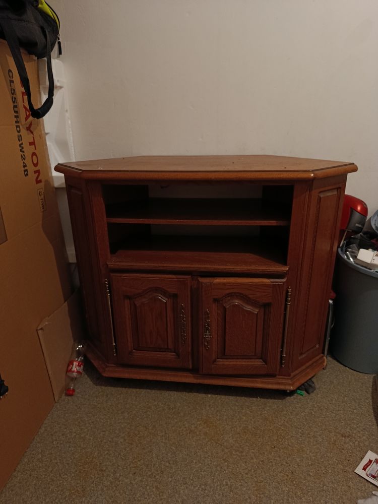 Meuble t�l� 450 Ch�teau-Thierry (02)