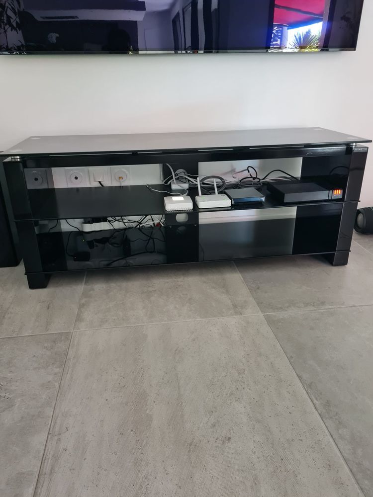 Meuble t�l� 50 Saint-Gilles-Croix-de-Vie (85)