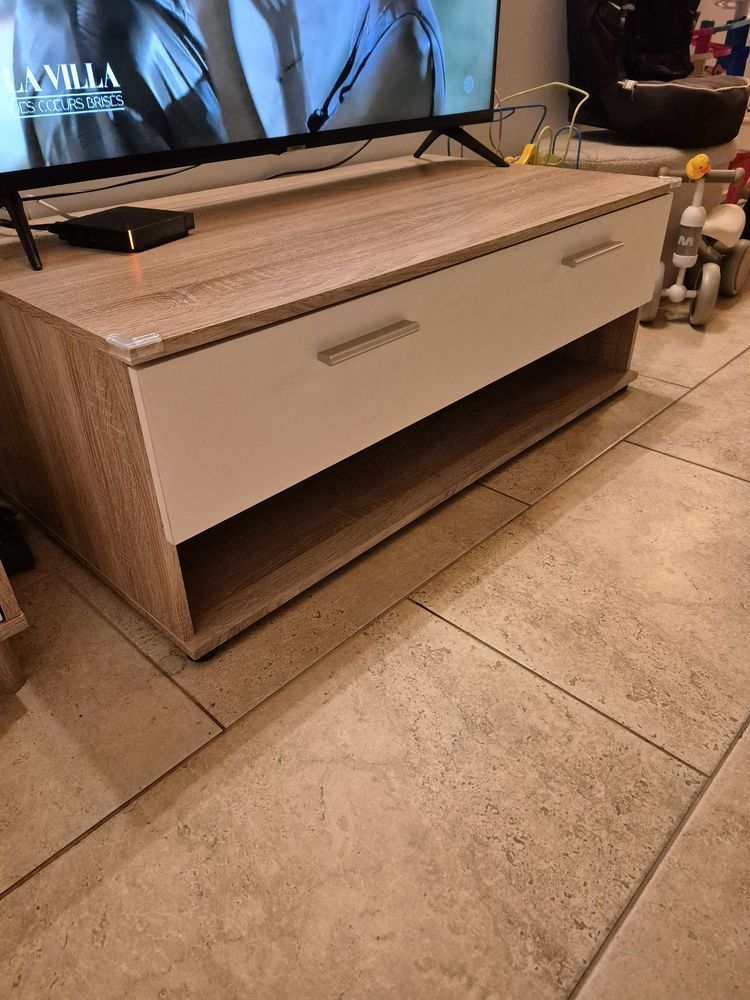 meuble t�l� 65 Arles (13)