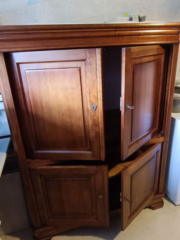 meuble t�l� 80 Mandelieu-la-Napoule (06)