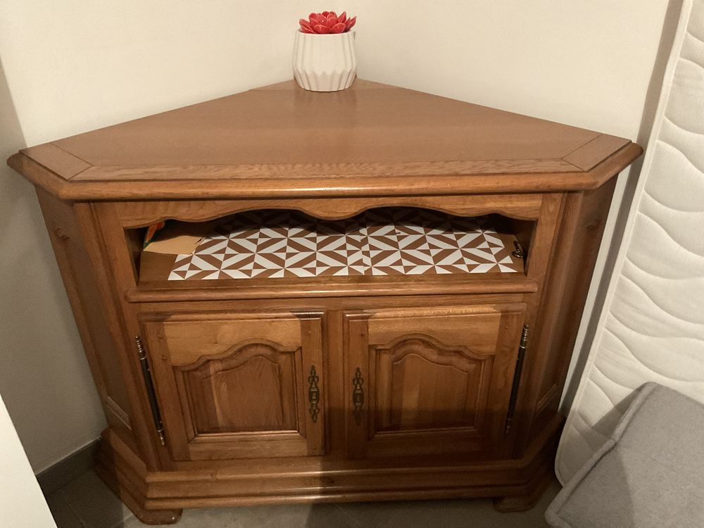 Meuble t�l�vision d'angle et hi-fi 145 Manosque (04)