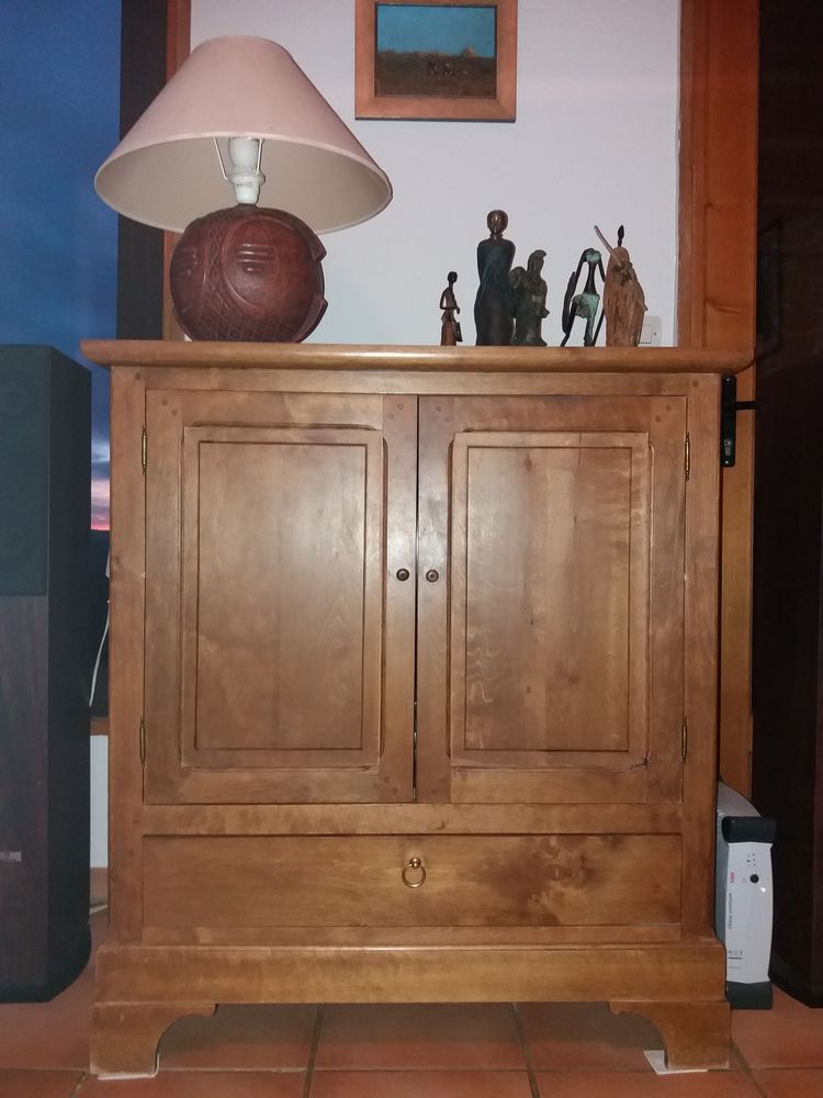 Meuble t�l�vision bois massif avec t�l�viseur Sony Bravia 230 Sceautres (07)