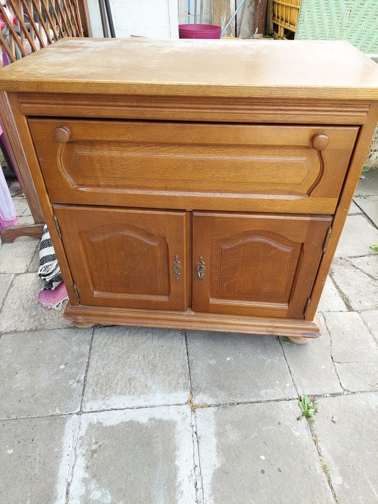 meuble de television chene massif plateau mobile 35 Sallaumines (62)