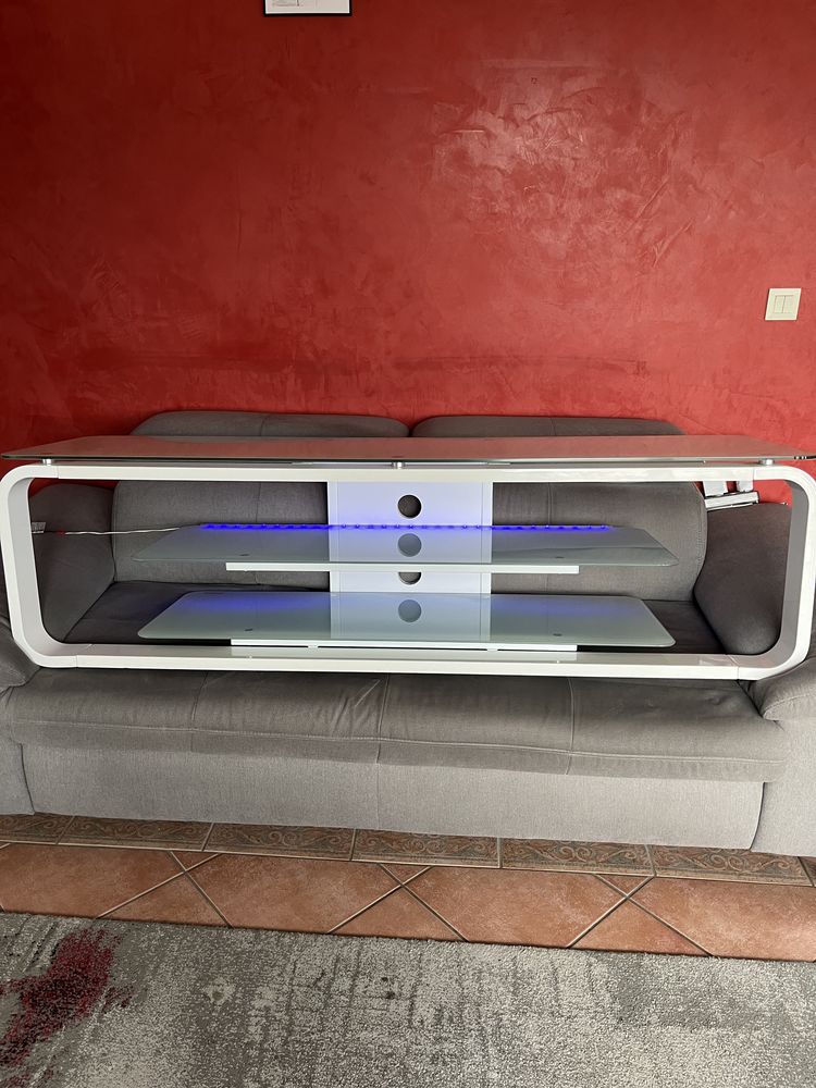 Meuble tv verre avec bande lumineuse bleu, tr�s bon �tat 50 Gaillard (74)