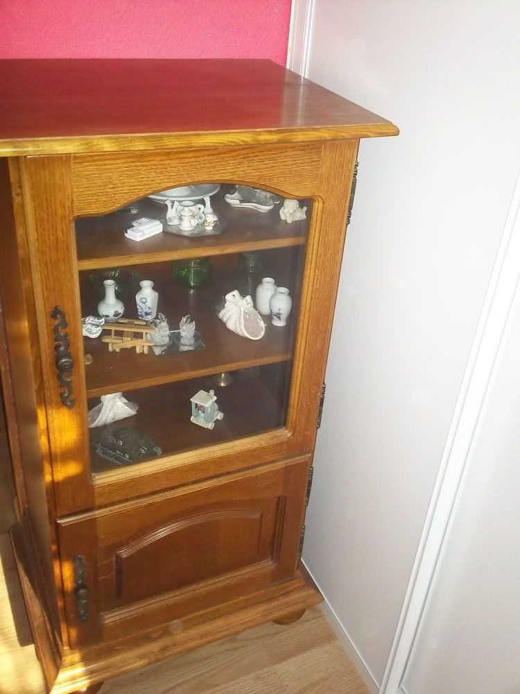 meuble vitrine   tr�s bonne �tat 20 Hergnies (59)