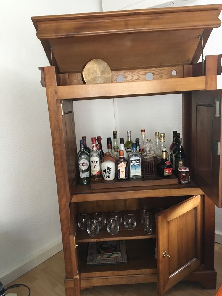 meuble TV / bar 0 Voisins-le-Bretonneux (78)