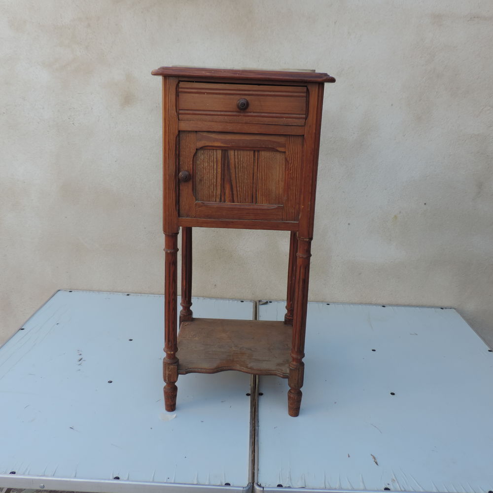 MEUBLE 45 Castelnau-Montratier (46)