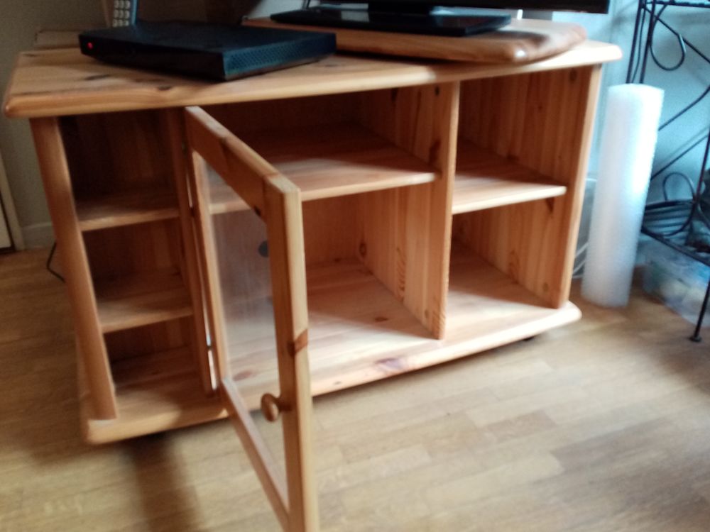 Meuble TV en pin 0 Paris 11 (75)