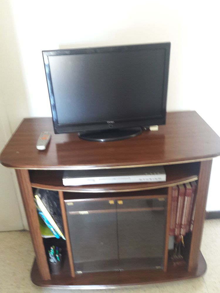 MEUBLE TV. 50 Nice (06)