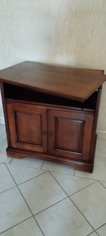 Meuble TV 15 Saint-Vallier-de-Thiey (06)