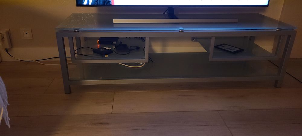 Meuble de TV 
40 Cou�ron (44)