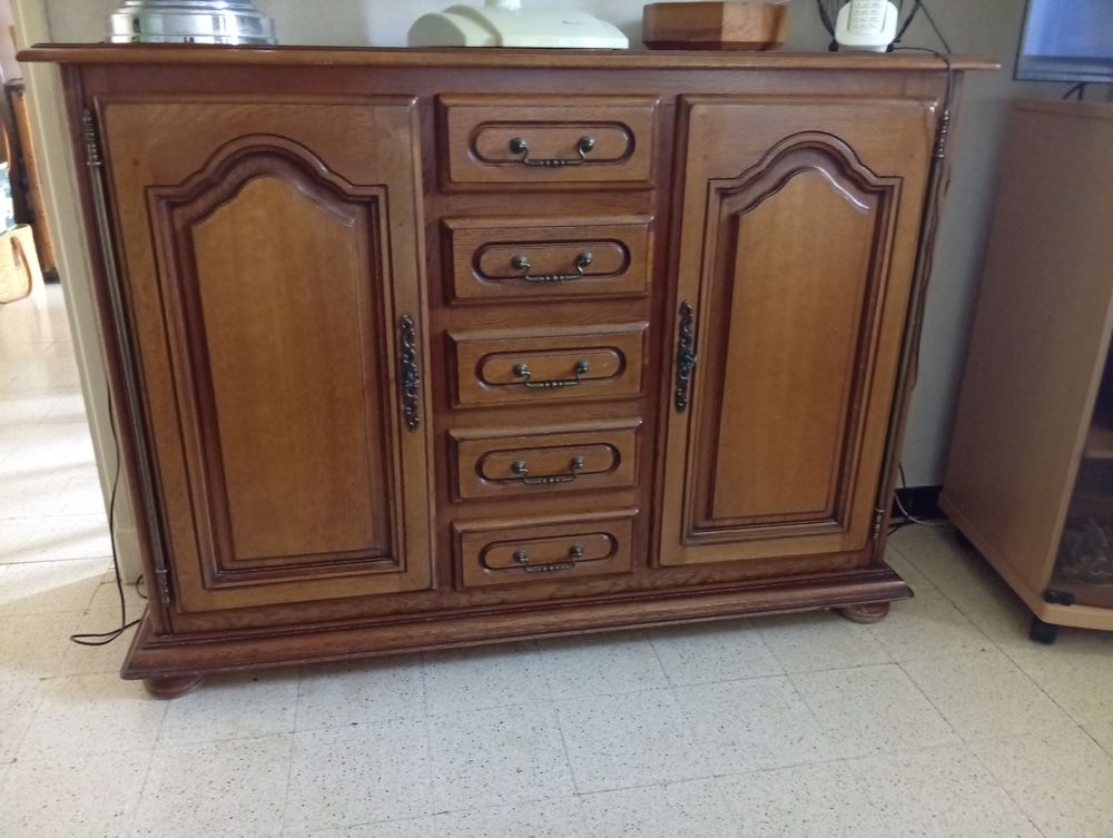 Meuble 150 La Seyne-sur-Mer (83)