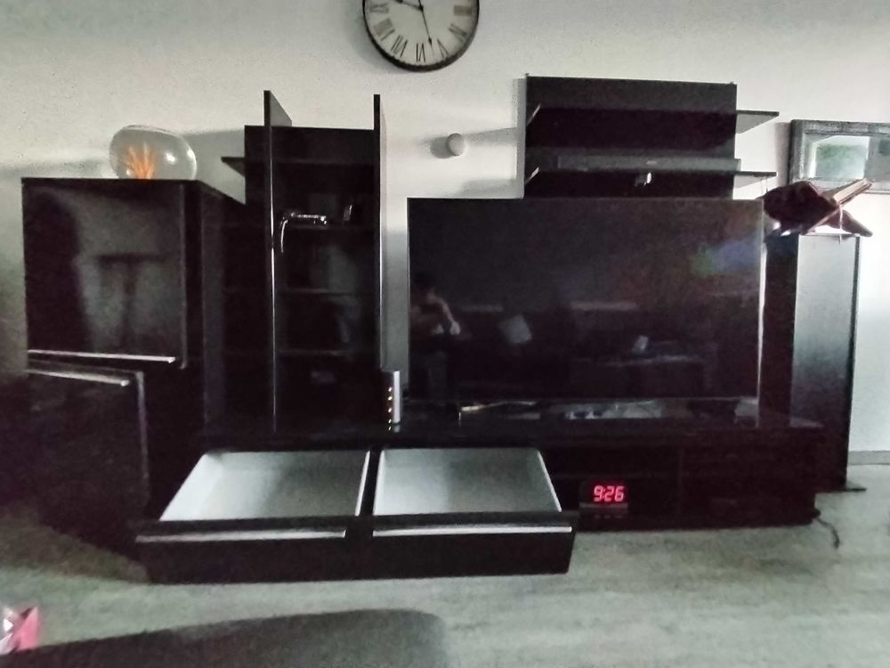 Meuble 400 Saint-Denis (93)