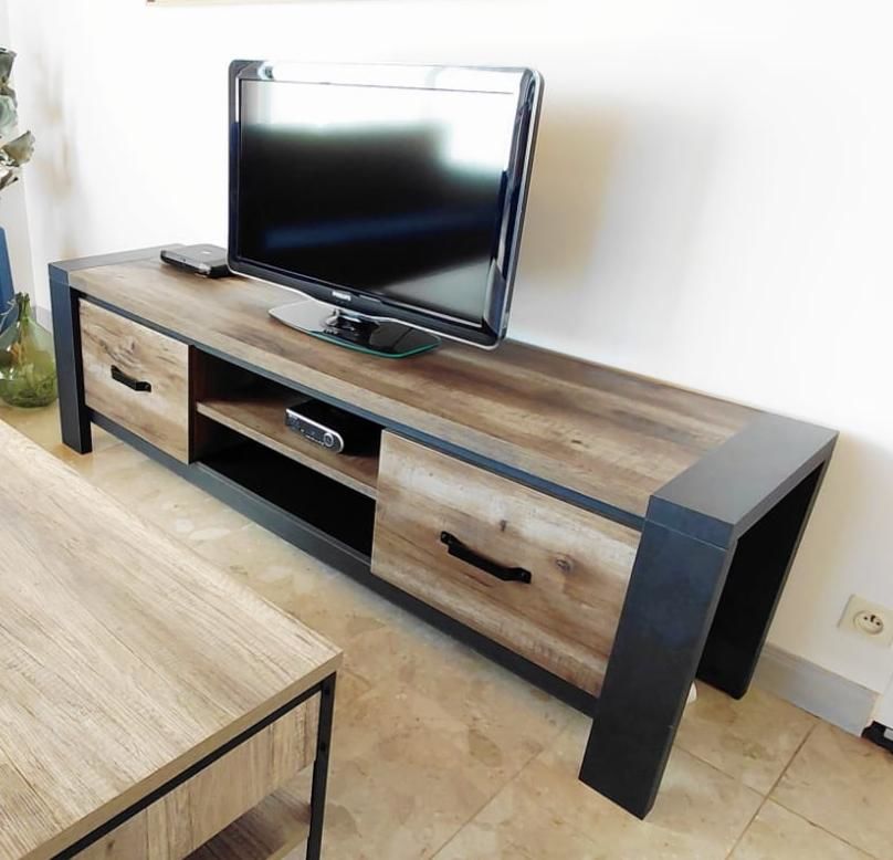 Meuble tv 250 Saint-Hilaire-de-Riez (85)