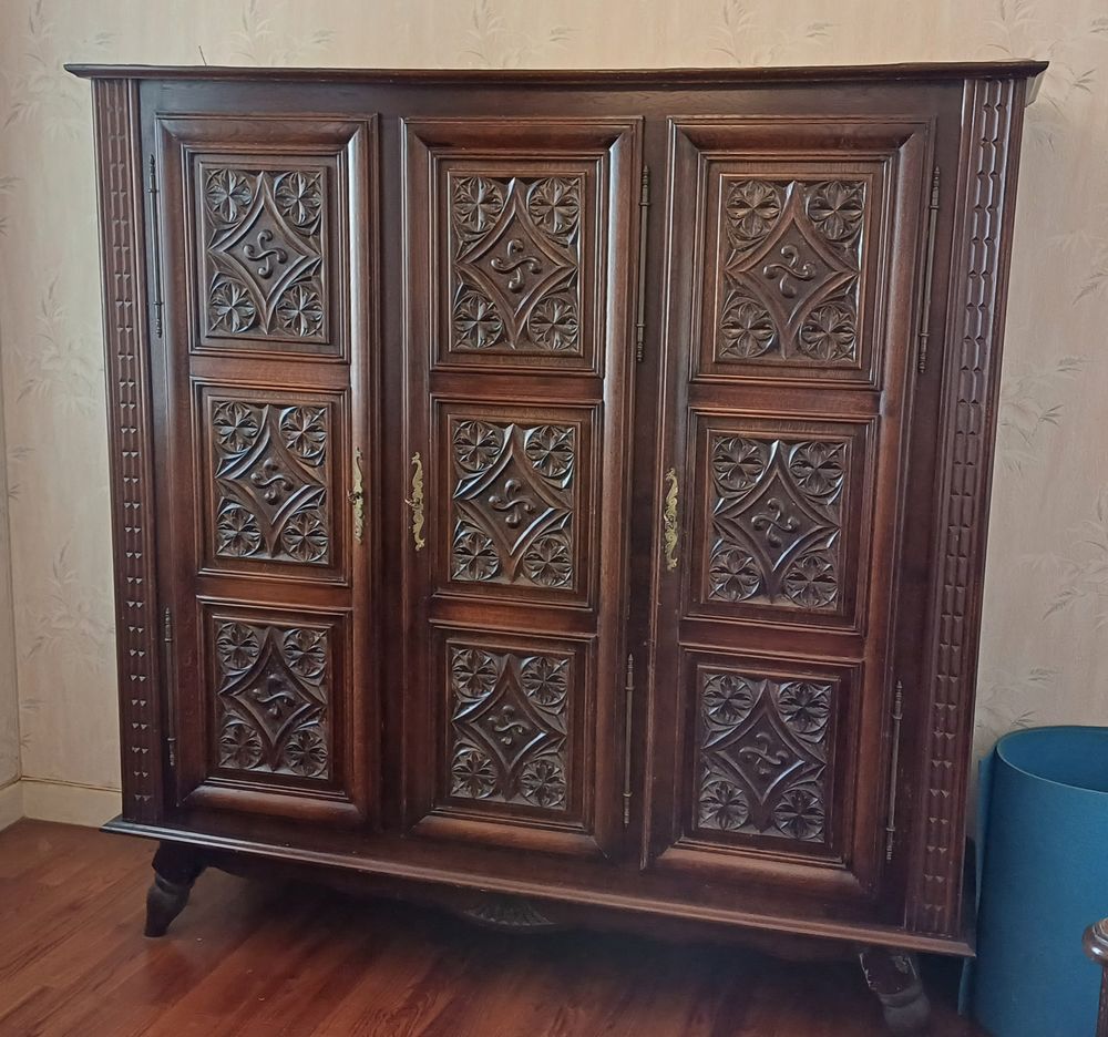 Meubles basques 300 Bayonne (64)