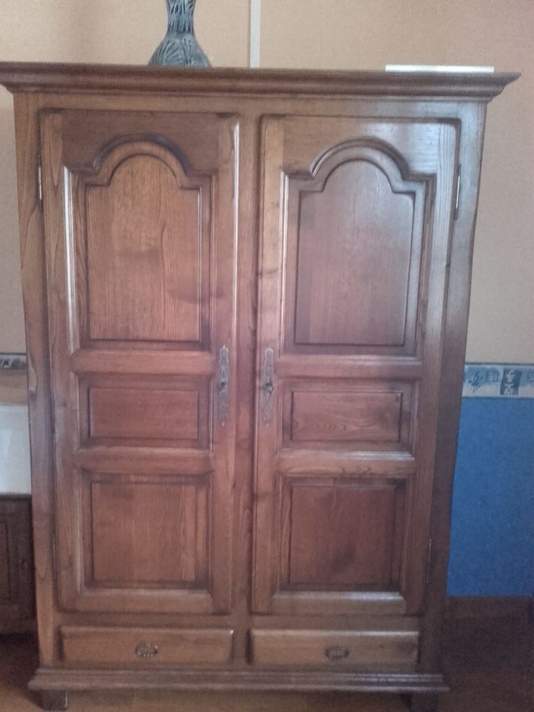 Meubles bois massif 0 Saint-Martin-Belle-Roche (71)