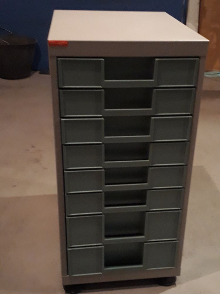 
Meubles bureau CLEN 
110 Villeneuve-Loubet (06)