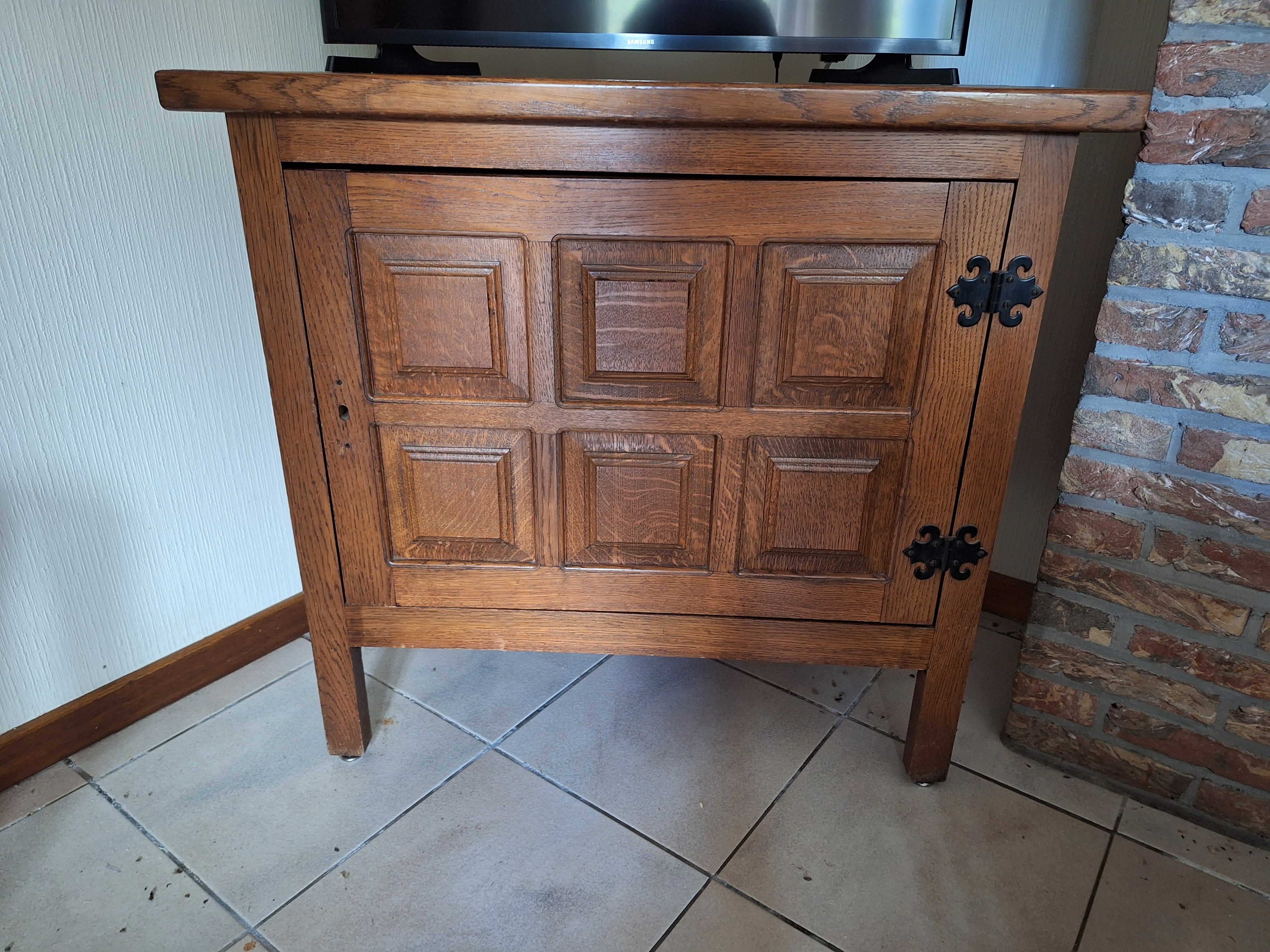 Meubles en ch�ne bon �tat 300 Givet (08)