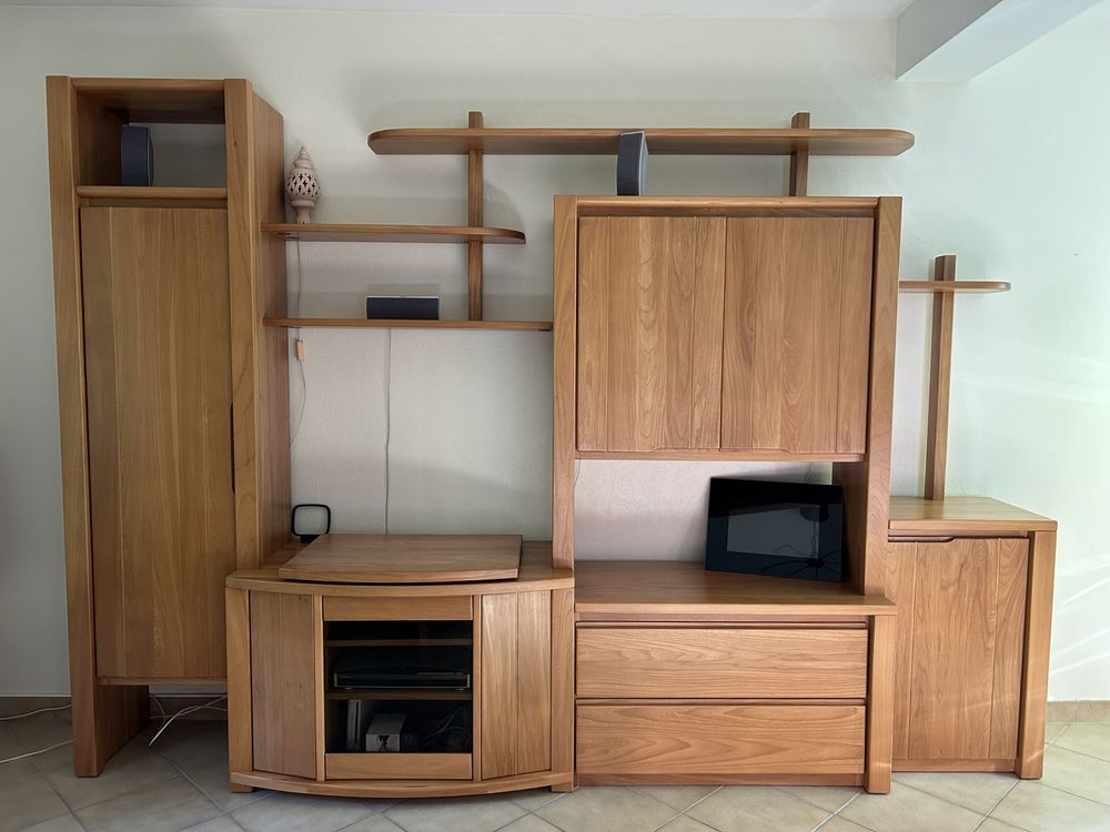 Meubles contemporains en orme massif 2200 Saint-Sauveur-sur-�cole (77)