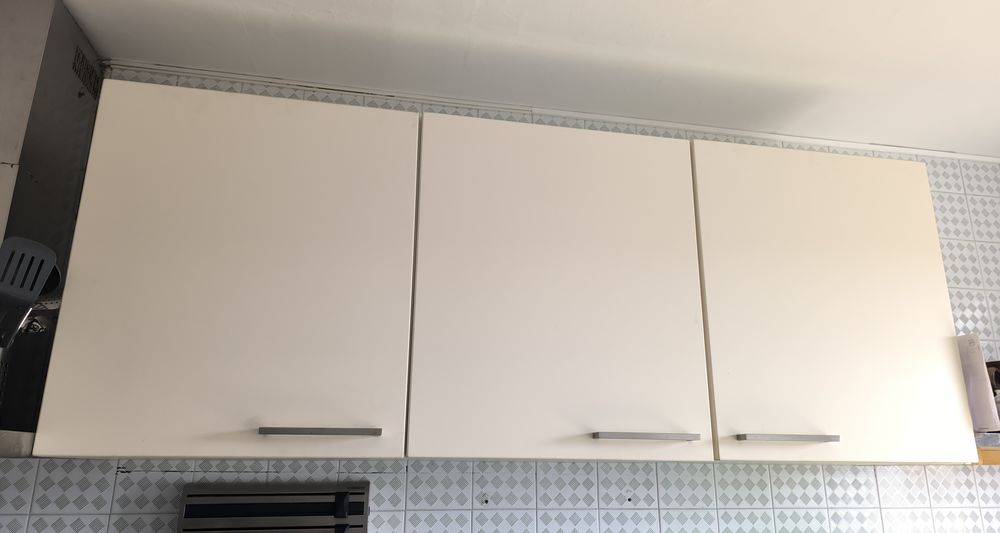 Meubles de cuisine couleur blanc coquille d'oeuf. 50 Toulouse (31)