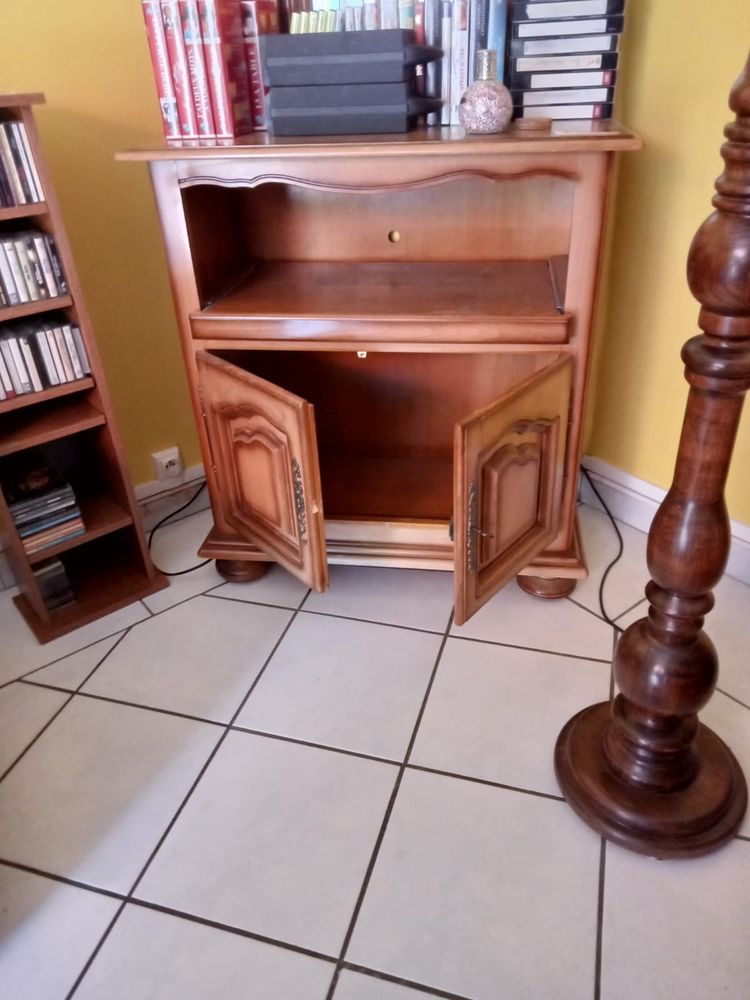 Meubles d�coration et bureau 150 Toulouse (31)