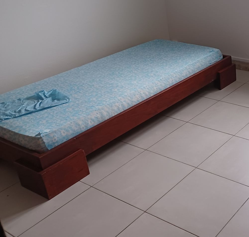 meubles d'�b�nistes Martiniquais (Mahogany) 500 Martinique (97)