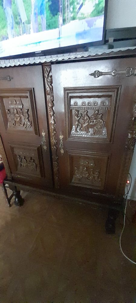 Meubles espagnole buffet et biblioth�que 350 Joinville-le-Pont (94)