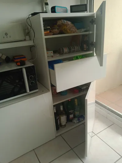 Meubles laqu�s blancs 99 Port Camargue (30)