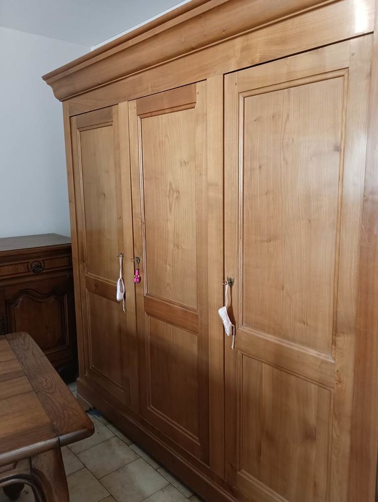 Lot de meubles pour chambre � coucher 0 Ch�teaubernard (16)