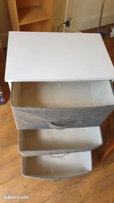 MEUBLES DE RANGEMENT 30 Paris 18 (75)