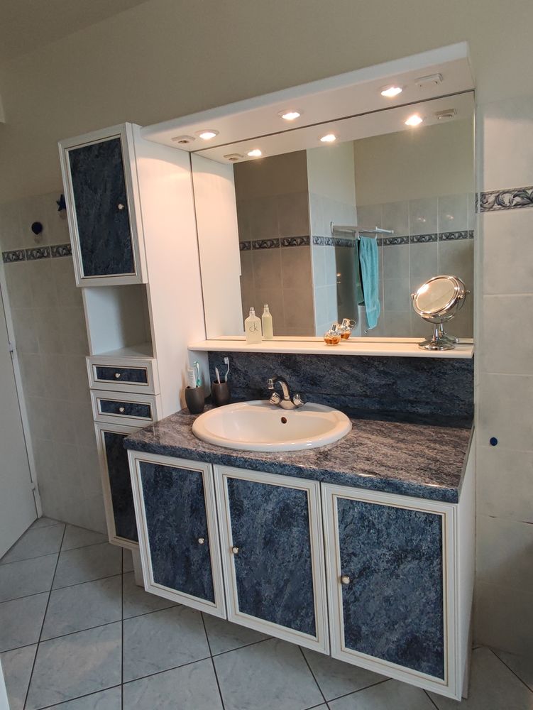 Meubles de salle de bain et/ou baignoire 250 Le Grand-Luc� (72)