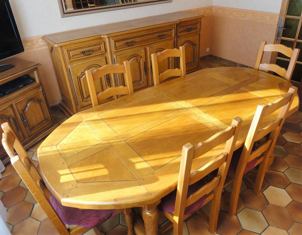 Meubles salle � manger - 100% ch�ne massif - Etat NEUF 750 Guillac (56)