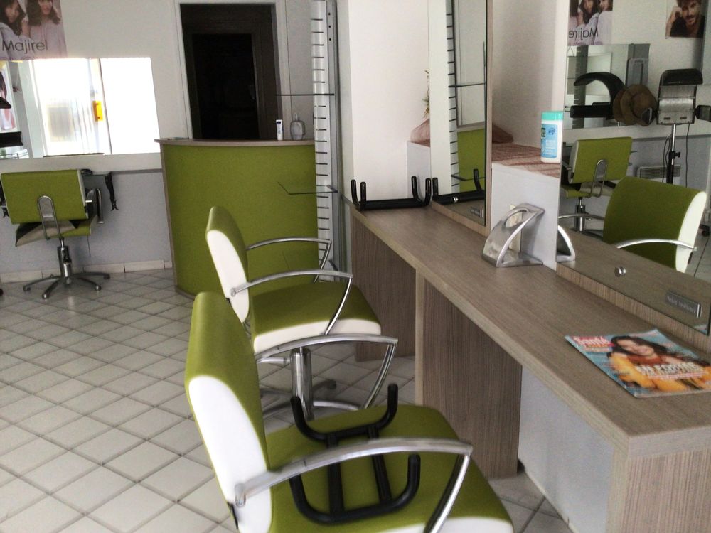 Meubles Salon de Coiffure 1500 Melun (77)